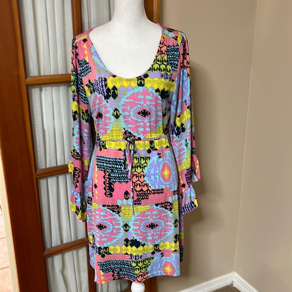 Tracy Negoshian dress with pocket 🌴